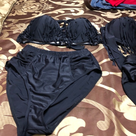 Bathing suit - Picture 2 of 5